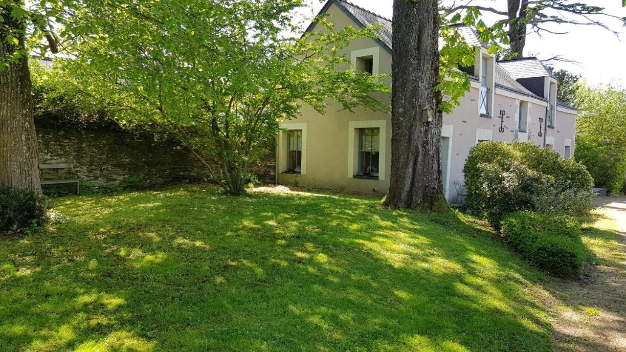 Bed and Breakfast La Demeure Du Goupil Brissac-Quince Esterno foto