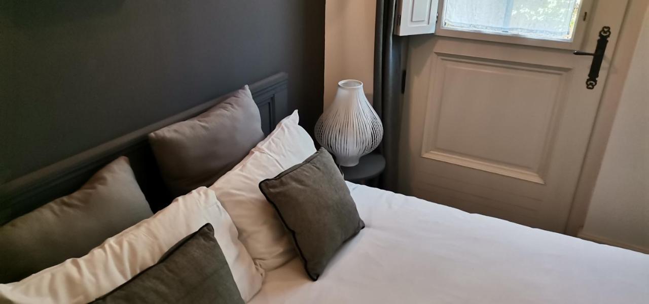 Bed and Breakfast La Demeure Du Goupil Brissac-Quince Esterno foto