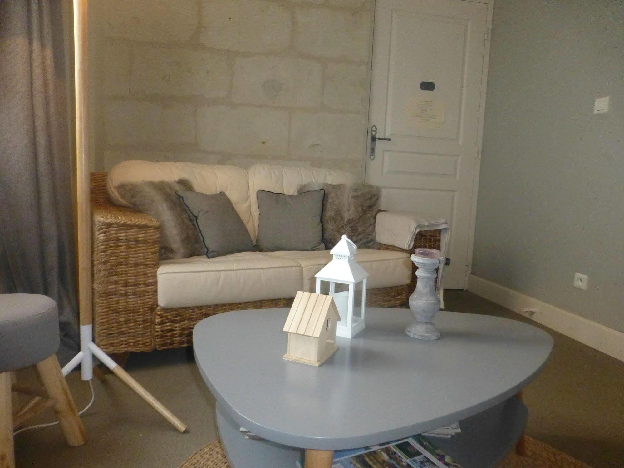 Bed and Breakfast La Demeure Du Goupil Brissac-Quince Esterno foto