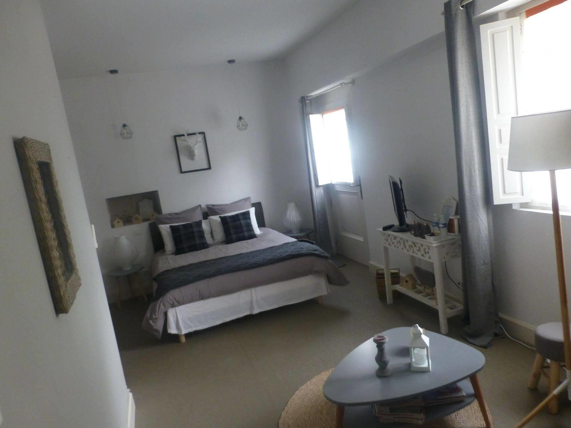 Bed and Breakfast La Demeure Du Goupil Brissac-Quince Esterno foto
