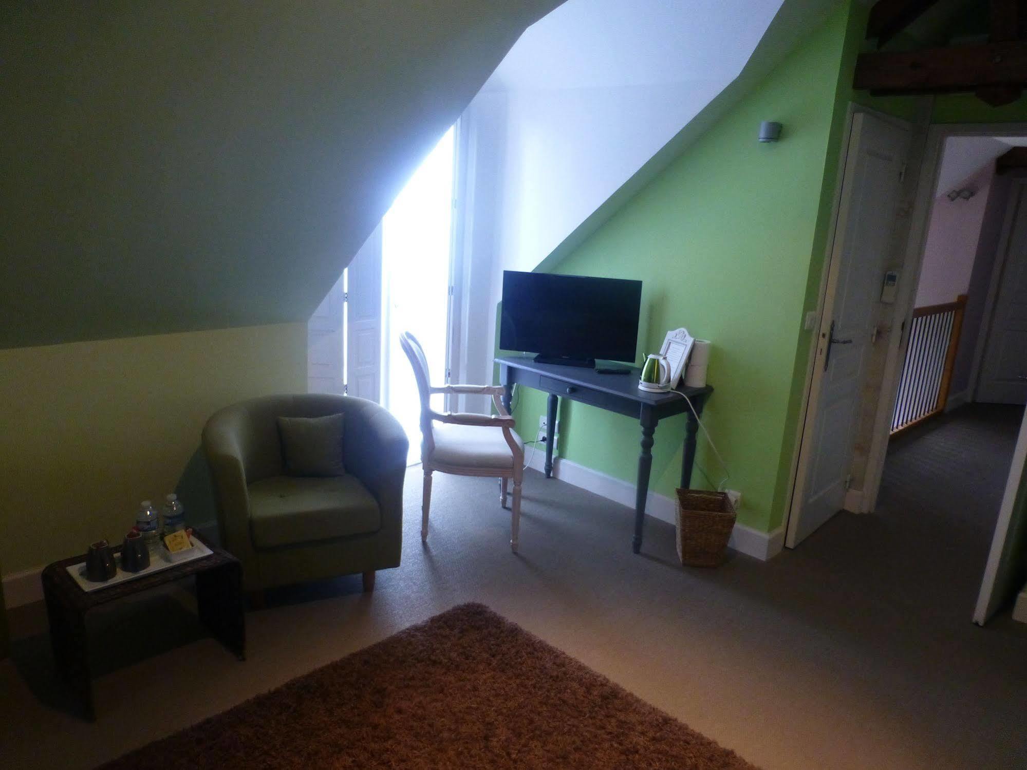 Bed and Breakfast La Demeure Du Goupil Brissac-Quince Esterno foto
